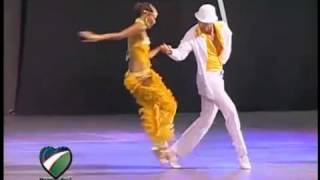 excelentes bailarines de salsa YouTube [upl. by Ahsekin]