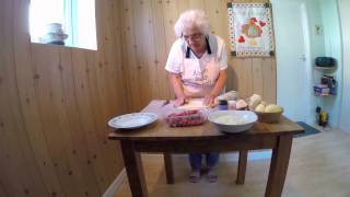 Ansom Edna  How to make a Proper Cornish Pasty [upl. by Atihana]