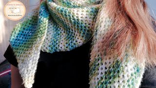 Dreieckstuch stricken mit 3D Lochmuster  Dreieckstuch stricken einfach  Maschenschäfchen Tuch [upl. by Nnael]