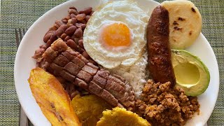 Bandeja Paisa  Plato típico Colombiano [upl. by Aicenev311]