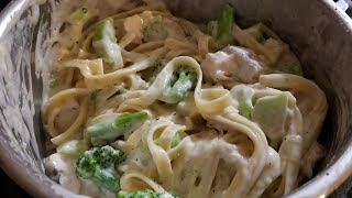 Easy 3qt Chicken amp Broccoli Alfredo Instant Pot Duo Mini John Soules Grilled Chicken bertolli sauce [upl. by Enrev192]