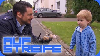 Kleiner Junge allein unterwegs Einbruchsspuren an der Tür  Auf Streife  SAT1 [upl. by Reiche176]